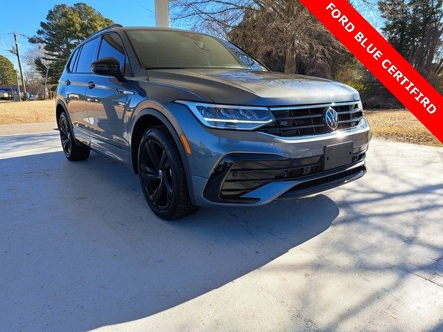 2024 Volkswagen Tiguan SE R-Line Black