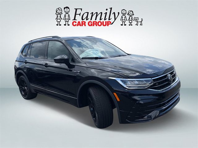 2024 Volkswagen Tiguan SE R-Line Black