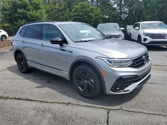 2024 Volkswagen Tiguan SE R-Line Black