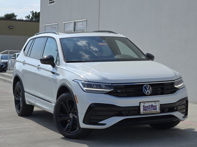 2024 Volkswagen Tiguan SE R-Line Black