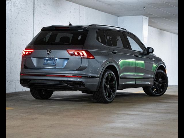 2024 Volkswagen Tiguan SE R-Line Black