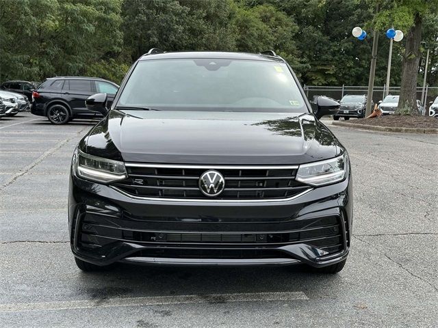 2024 Volkswagen Tiguan SE R-Line Black