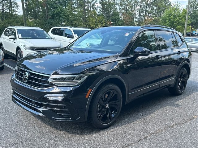 2024 Volkswagen Tiguan SE R-Line Black