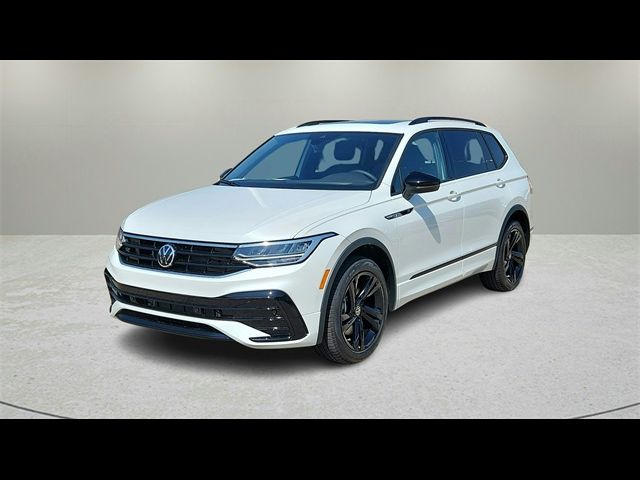 2024 Volkswagen Tiguan SE R-Line Black