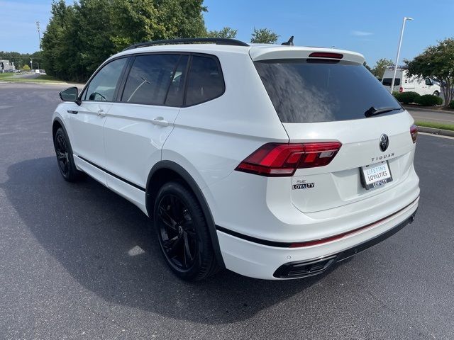 2024 Volkswagen Tiguan SE R-Line Black