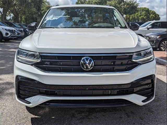 2024 Volkswagen Tiguan SE R-Line Black