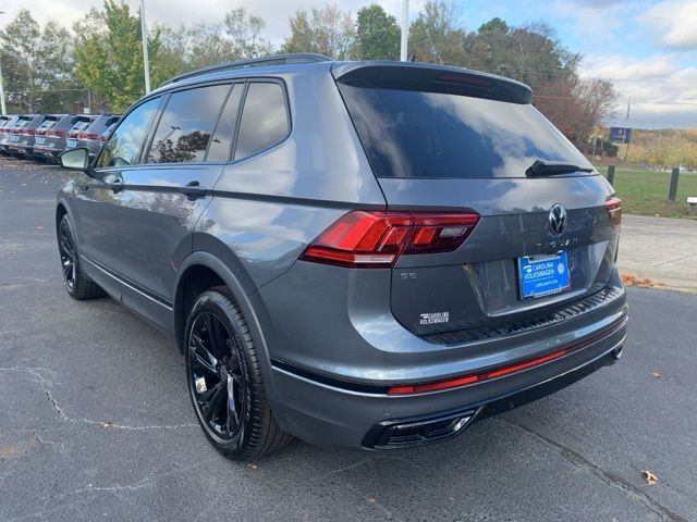 2024 Volkswagen Tiguan SE R-Line Black