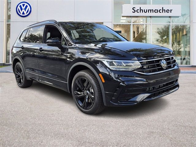 2024 Volkswagen Tiguan SE R-Line Black