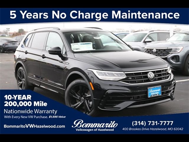 2024 Volkswagen Tiguan SE R-Line Black