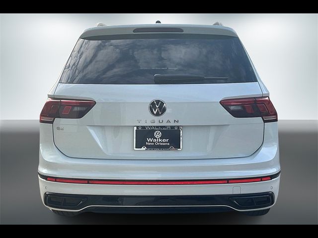 2024 Volkswagen Tiguan SE R-Line Black