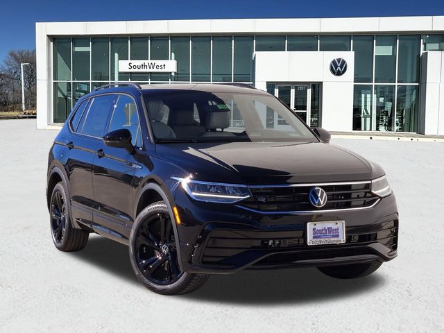 2024 Volkswagen Tiguan SE R-Line Black