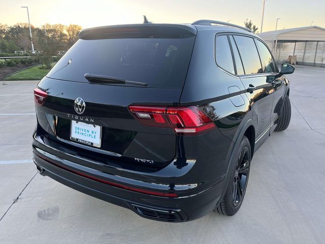 2024 Volkswagen Tiguan SE R-Line Black