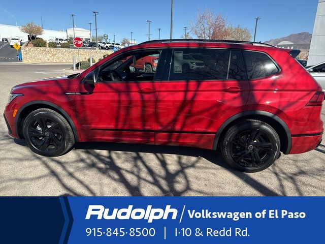 2024 Volkswagen Tiguan SE R-Line Black