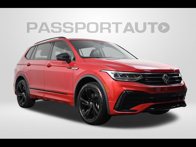 2024 Volkswagen Tiguan SE R-Line Black