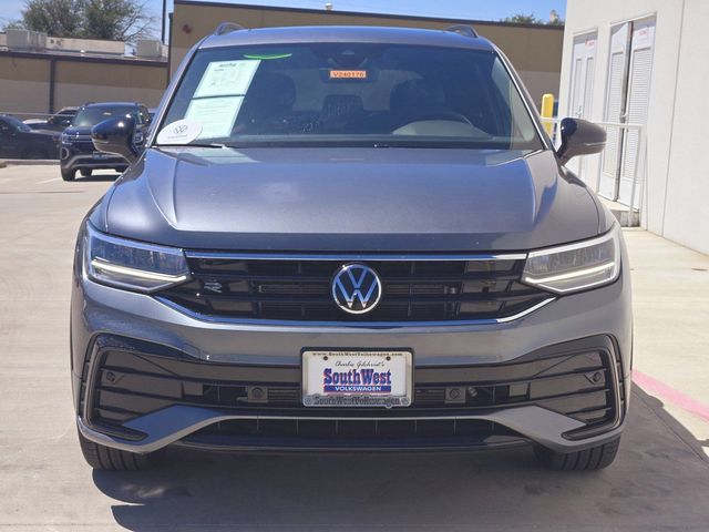 2024 Volkswagen Tiguan SE R-Line Black