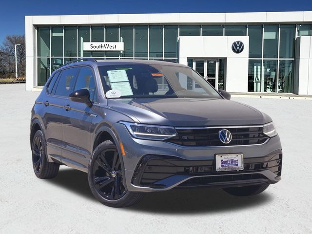 2024 Volkswagen Tiguan SE R-Line Black