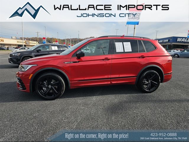 2024 Volkswagen Tiguan SE R-Line Black