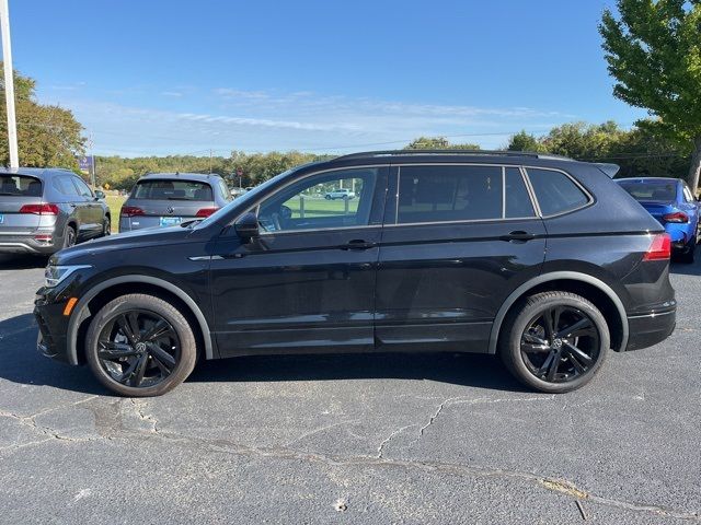 2024 Volkswagen Tiguan SE R-Line Black