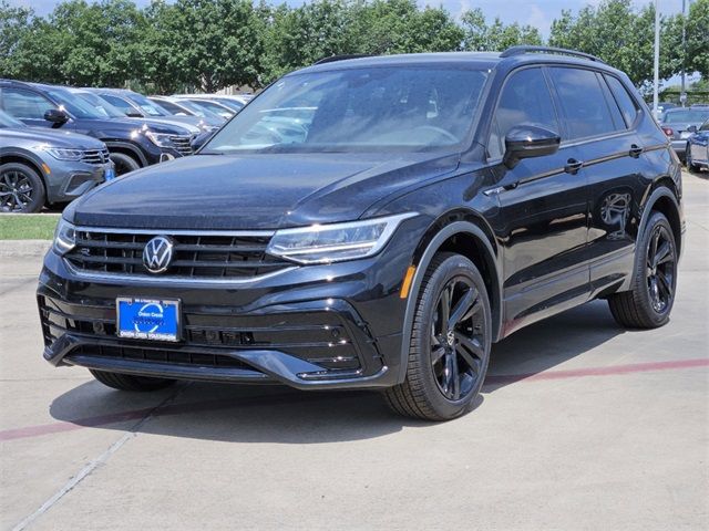 2024 Volkswagen Tiguan SE R-Line Black