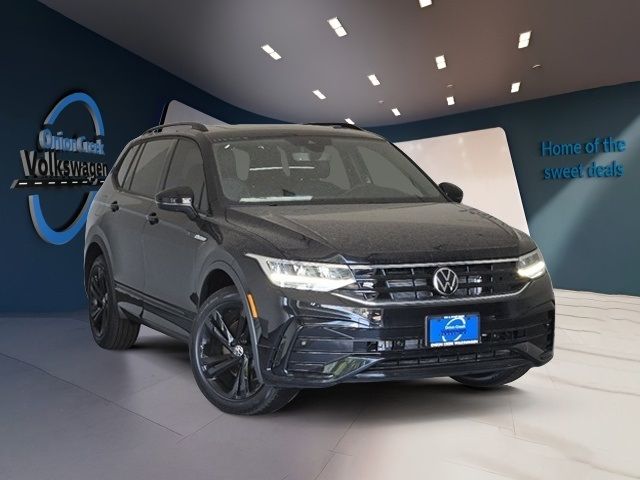 2024 Volkswagen Tiguan SE R-Line Black