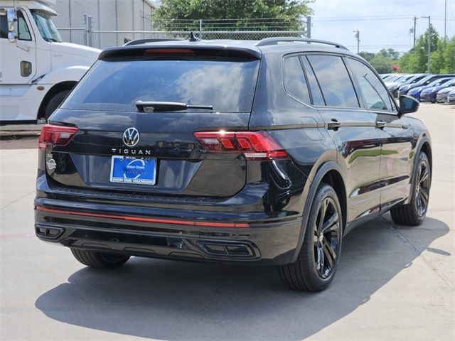 2024 Volkswagen Tiguan SE R-Line Black