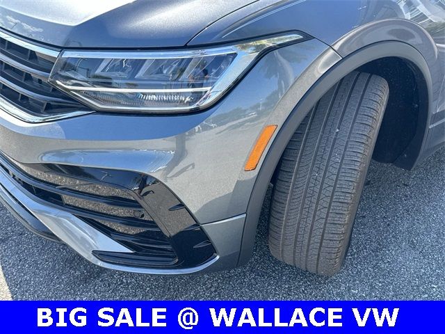 2024 Volkswagen Tiguan SE R-Line Black