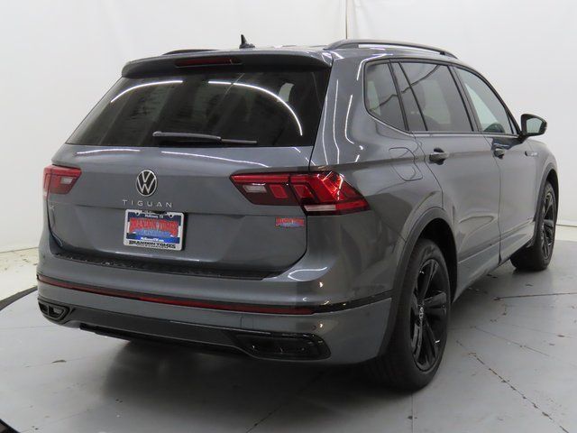 2024 Volkswagen Tiguan SE R-Line Black