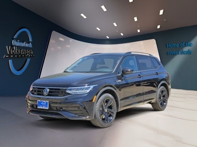 2024 Volkswagen Tiguan SE R-Line Black