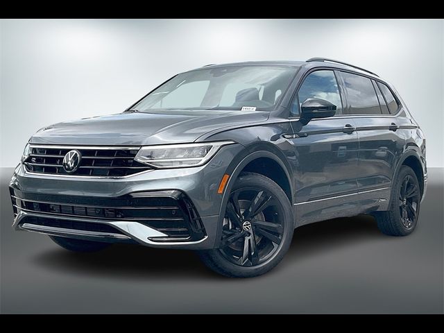 2024 Volkswagen Tiguan SE R-Line Black