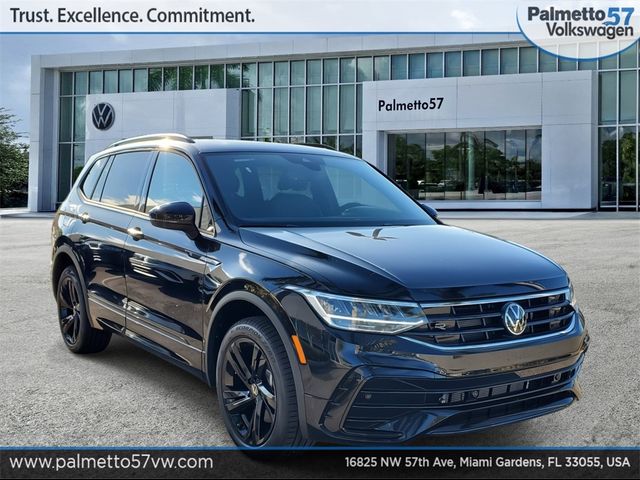 2024 Volkswagen Tiguan SE R-Line Black