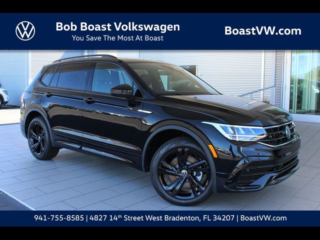 2024 Volkswagen Tiguan/Taos SE R-Line Black