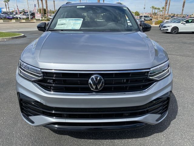 2024 Volkswagen Tiguan/Taos SE R-Line Black