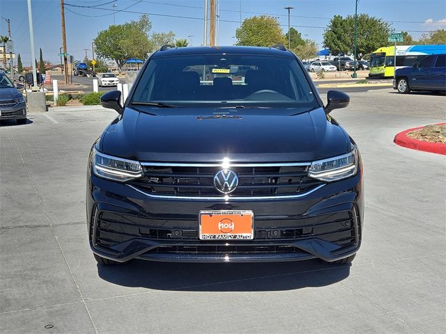 2024 Volkswagen Tiguan SE R-Line Black