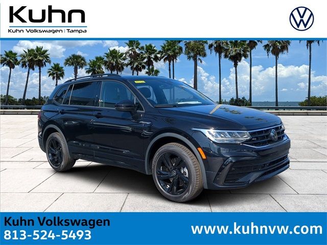 2024 Volkswagen Tiguan SE R-Line Black