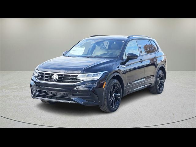 2024 Volkswagen Tiguan SE R-Line Black