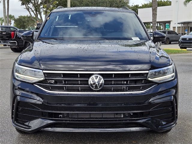 2024 Volkswagen Tiguan/Taos SE R-Line Black