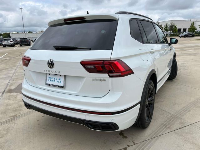 2024 Volkswagen Tiguan SE R-Line Black