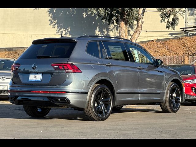 2024 Volkswagen Tiguan SE R-Line Black