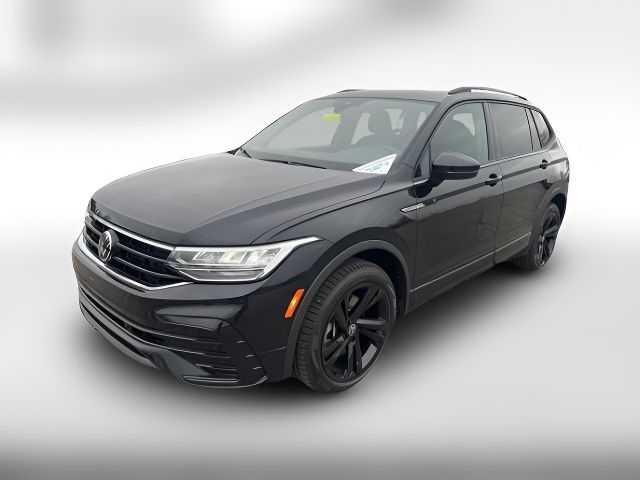 2024 Volkswagen Tiguan SE R-Line Black