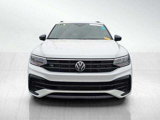 2024 Volkswagen Tiguan/Taos SE R-Line Black