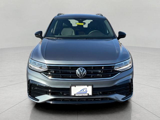 2024 Volkswagen Tiguan/Taos SE R-Line Black