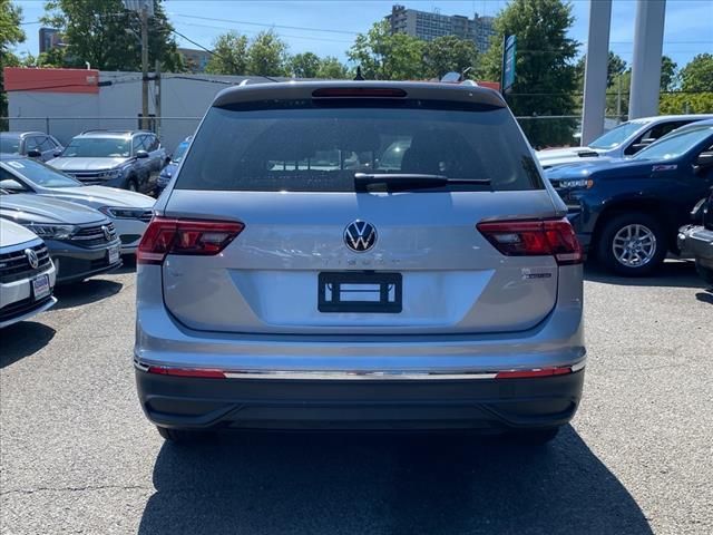 2024 Volkswagen Tiguan SE