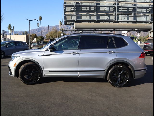 2024 Volkswagen Tiguan/Taos SE R-Line Black