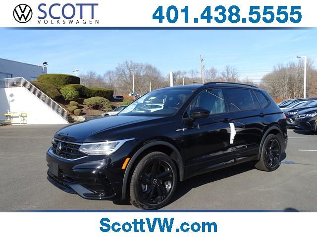 2024 Volkswagen Tiguan SE R-Line Black