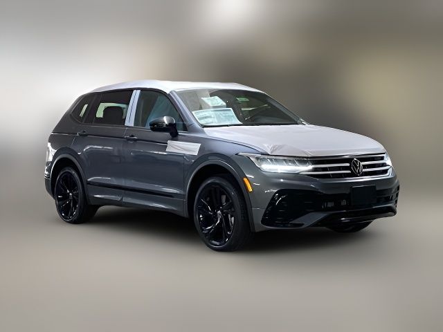 2024 Volkswagen Tiguan SE R-Line Black