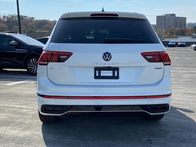 2024 Volkswagen Tiguan SE R-Line Black