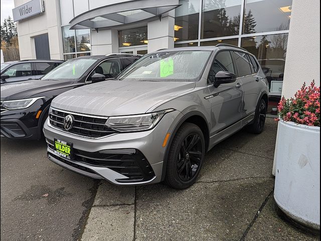 2024 Volkswagen Tiguan SE R-Line Black