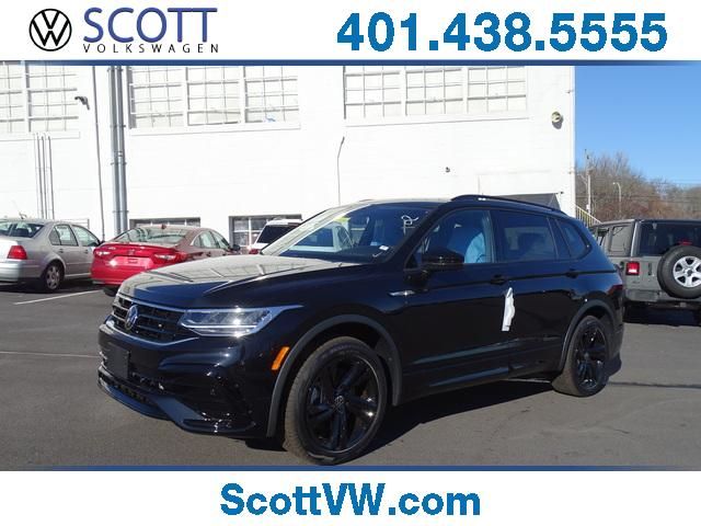 2024 Volkswagen Tiguan SE R-Line Black