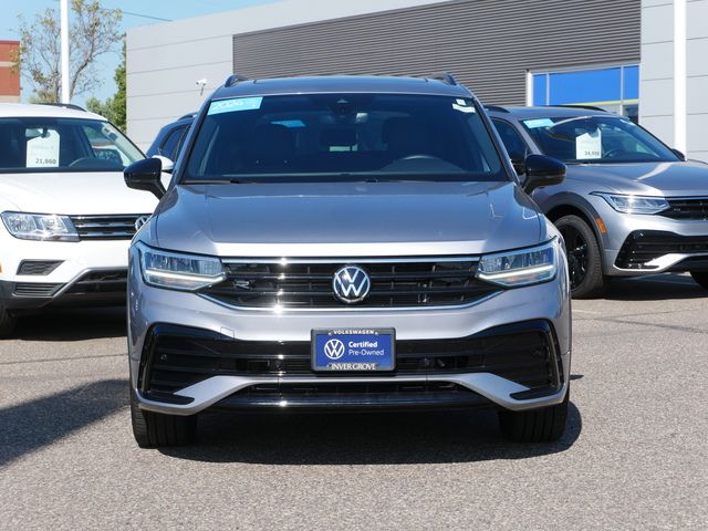 2024 Volkswagen Tiguan SE R-Line Black