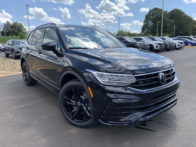 2024 Volkswagen Tiguan SE R-Line Black